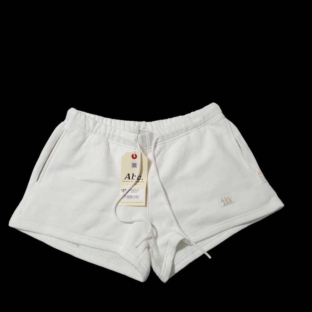 NWT ADVISORY BOARD CRYSTALS Abc 123 WOMEN SWEATSHORTS Selenite -white Sz M